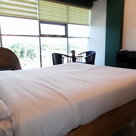 2428 Suites Urdaneta 객실 사진