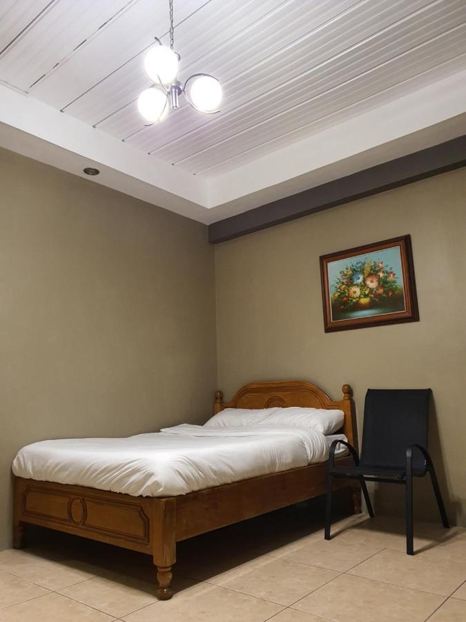 2428 Suites Urdaneta 외부 사진